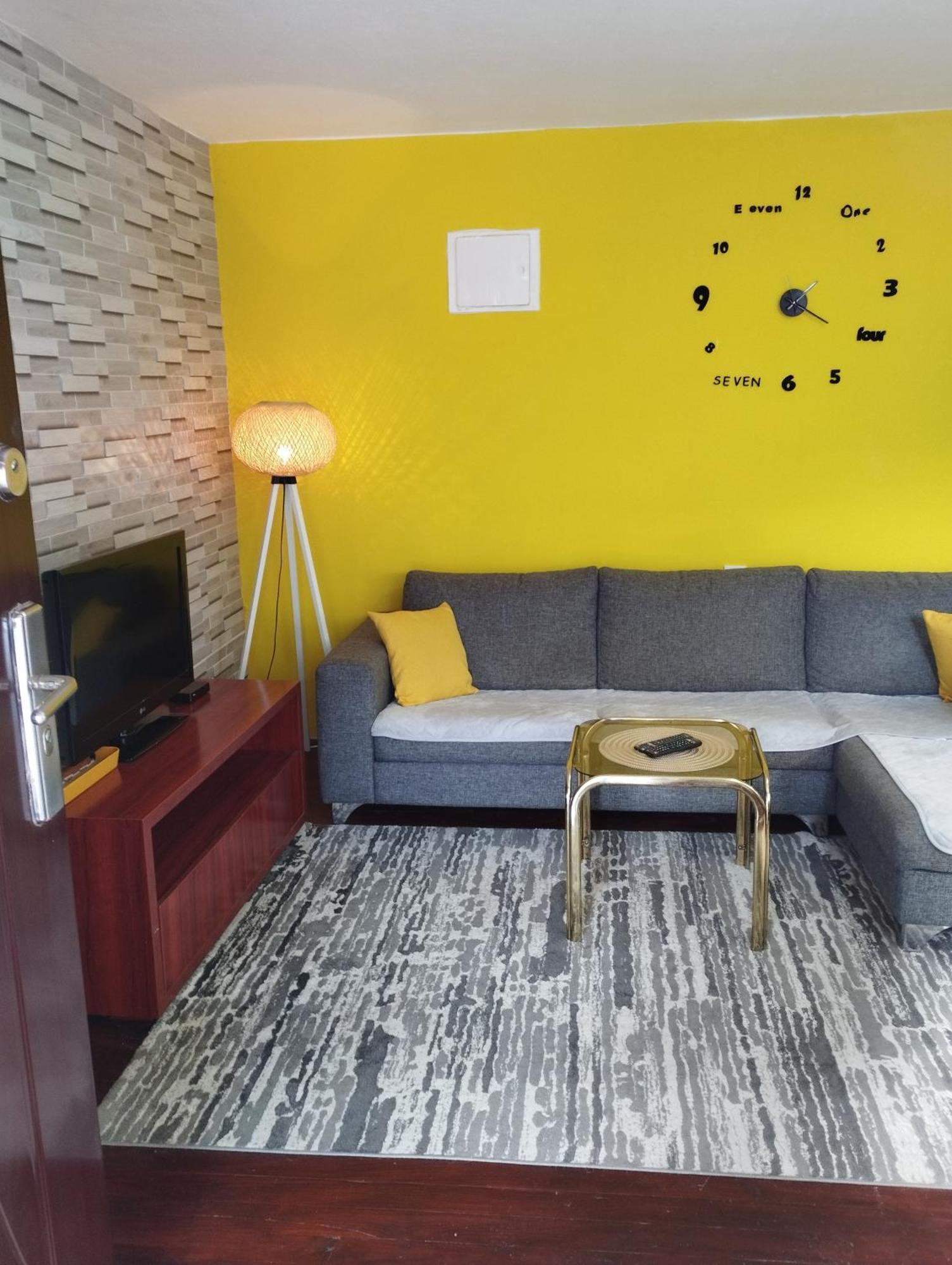 Sunshine Near The Zoo, Free Parking Apartment Sarajevo